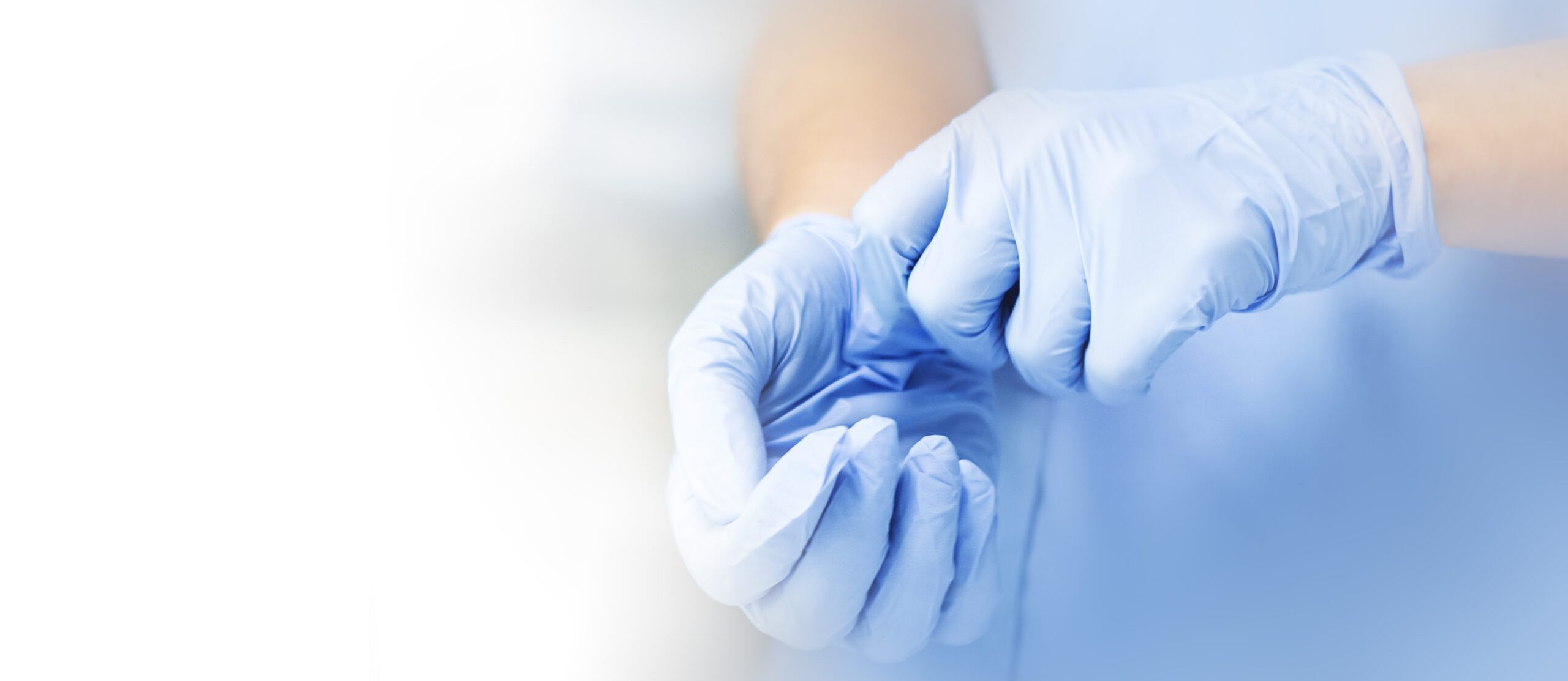 Wearing gloves to prevent the spread of coronavirus